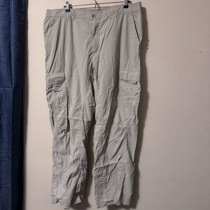 Columbia insect repellent hiking pant tan Size XL 32
